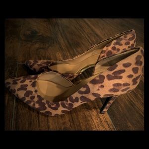 Leapord print heels